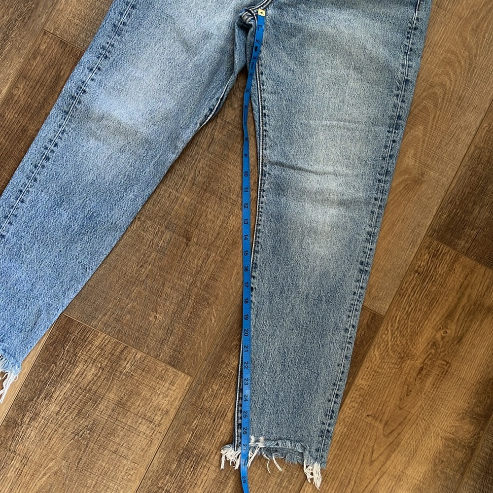Like new Levi’s size 28 - Picture 4 of 5
